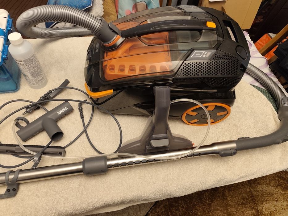 Thomas amfibia pet  odkurzacz