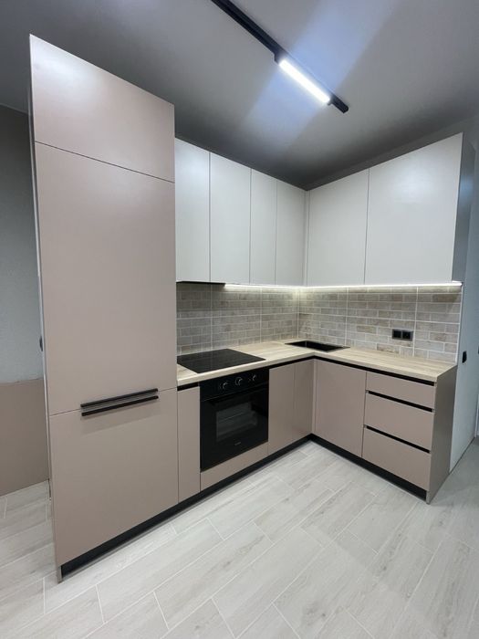 Продам двокімнатну квартиру 61 м/кв 3/9п в ЖК Гідропарк pp3