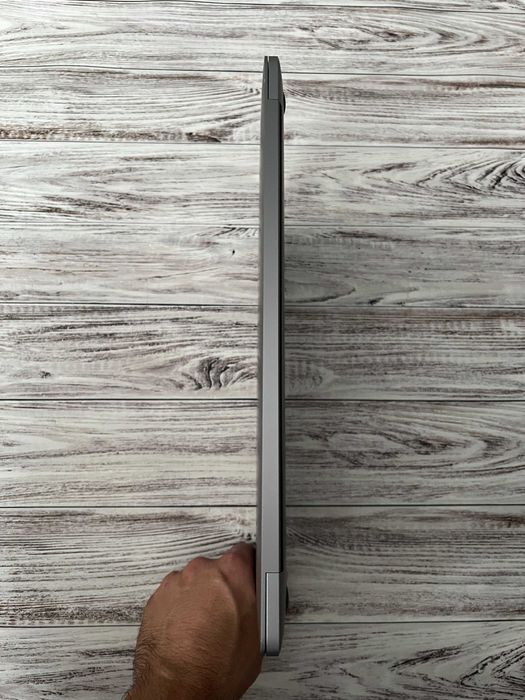 MacBook Pro 16" A2141 (Touch Bar 2019)Core i9 2.4/32/500 Pro 5300M 4Gb