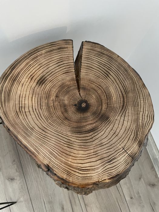 Stoliki nocne z litego drewna