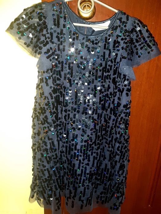 Святкове новорічне плаття з паєтками