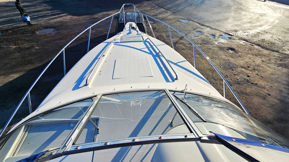 Катер Monterey 276 CR с лафетом в идеальном заводском состоянии