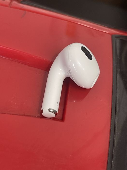Продаю AirPods 3 лівий оригінал АирПодс 3 левий оригинал без кейсу