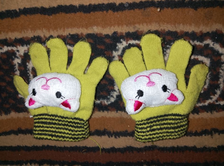 Вещи на девочку.