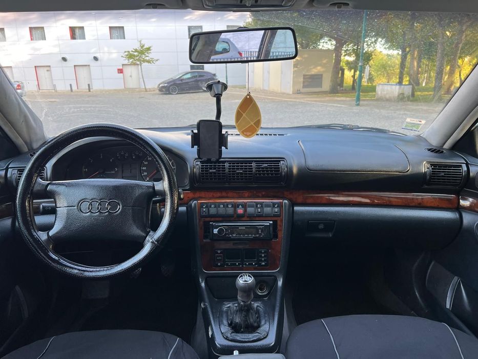 Audi A4 1.9 CV 110 Ano 1996 com apenas 330.000 KMS