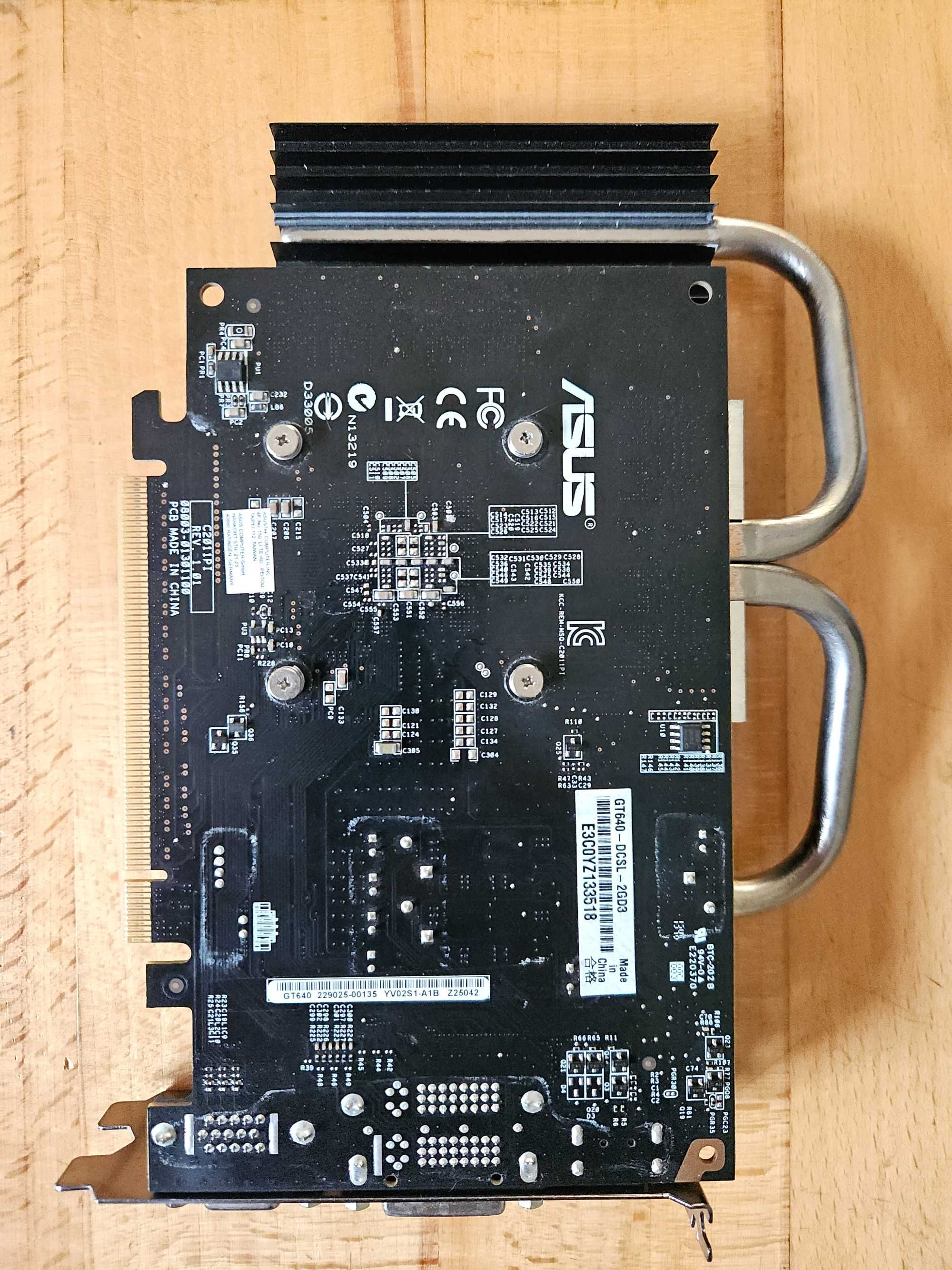 Відеокара Asus GeForce GT 640 2ГБ GDDR3 (128bit) (2DVI, VGA, HDMI)