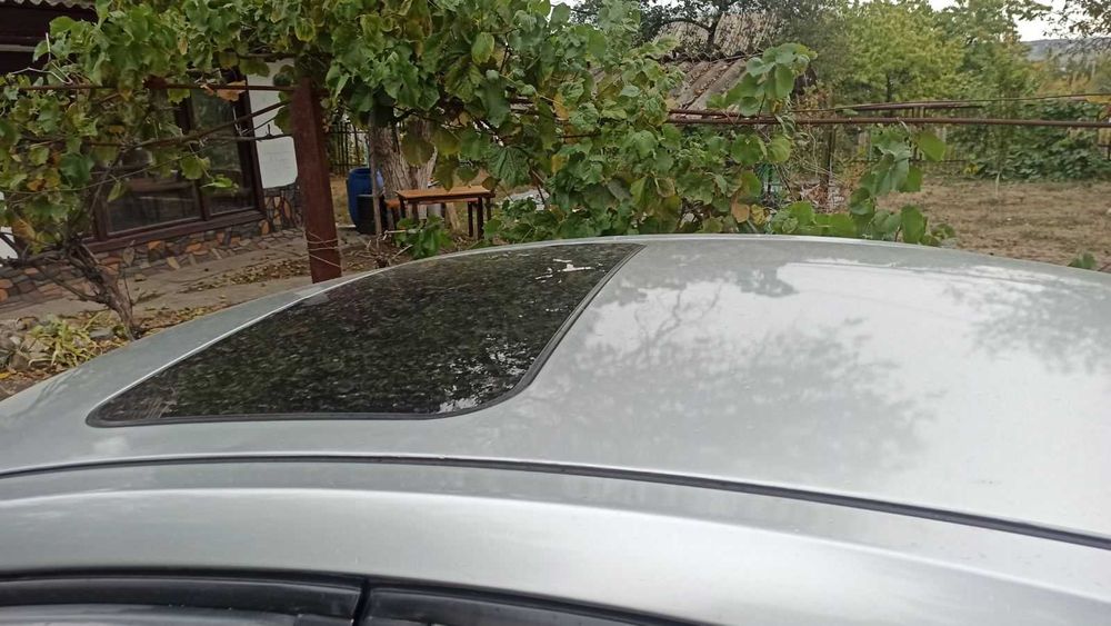 Автомбиль Ниссан Преиьера Р12