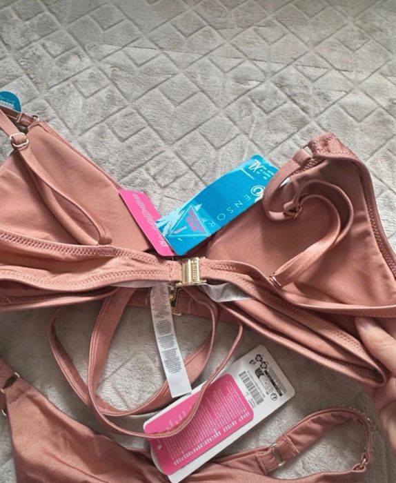 Nowy piękny strój kąpielowy dwuczęściowy cekiny XL 42 Censored