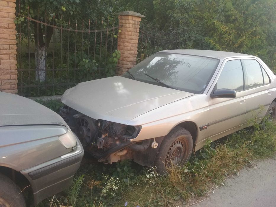 Продам Пежо 2 авто