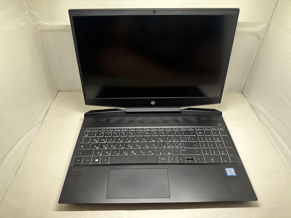 Ігровий ноутбук HP Pavilion Gaming 15-dk