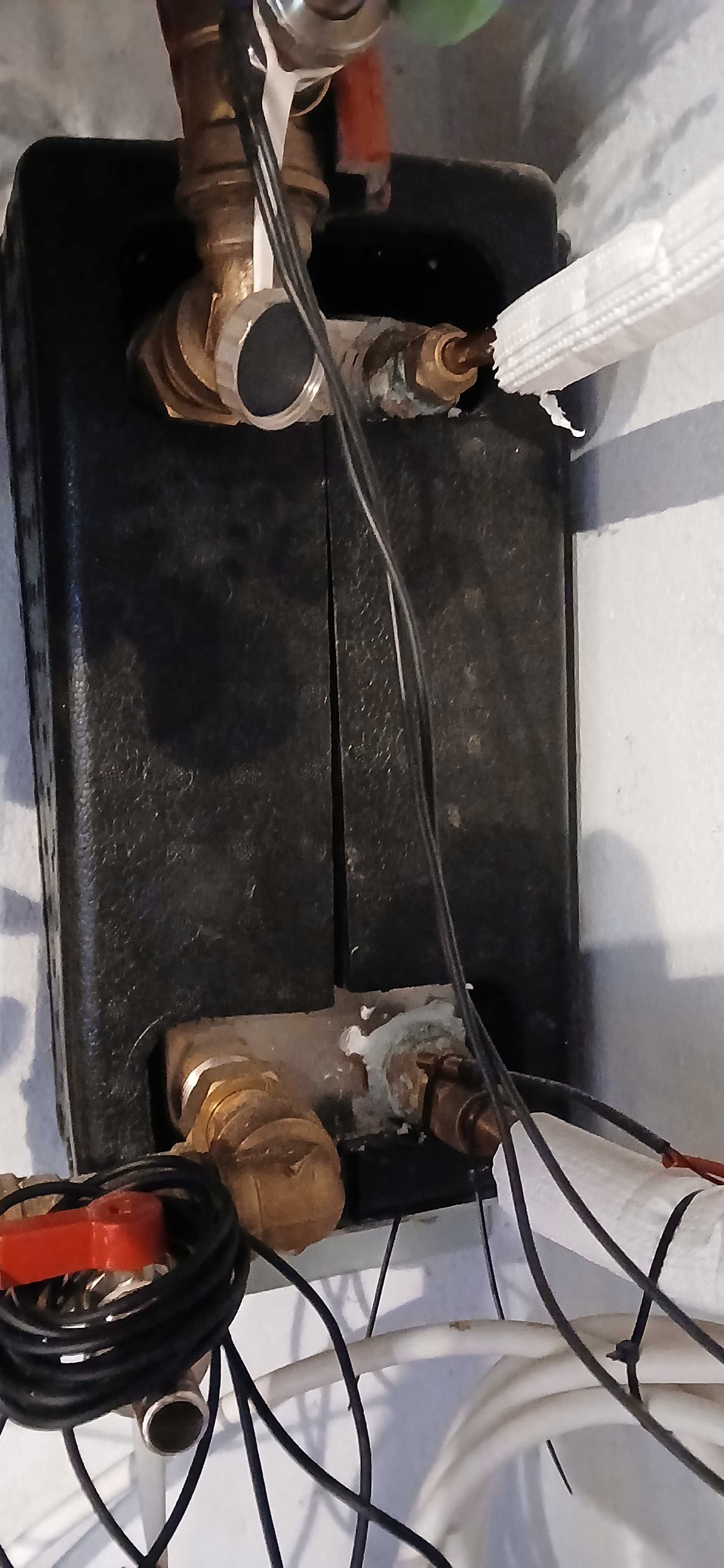 Pompa Ciepła Rotenso C.W.U C.O 10KW bufor powietrzna  split I70Wo