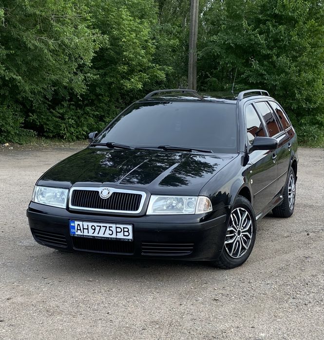 Продам Шкоду тур 1.6