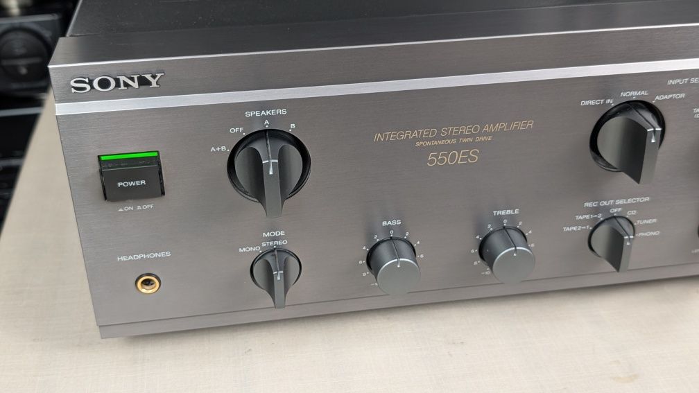 Sony TA-F550ES Wysokiej klasy wzmacniacz stereo