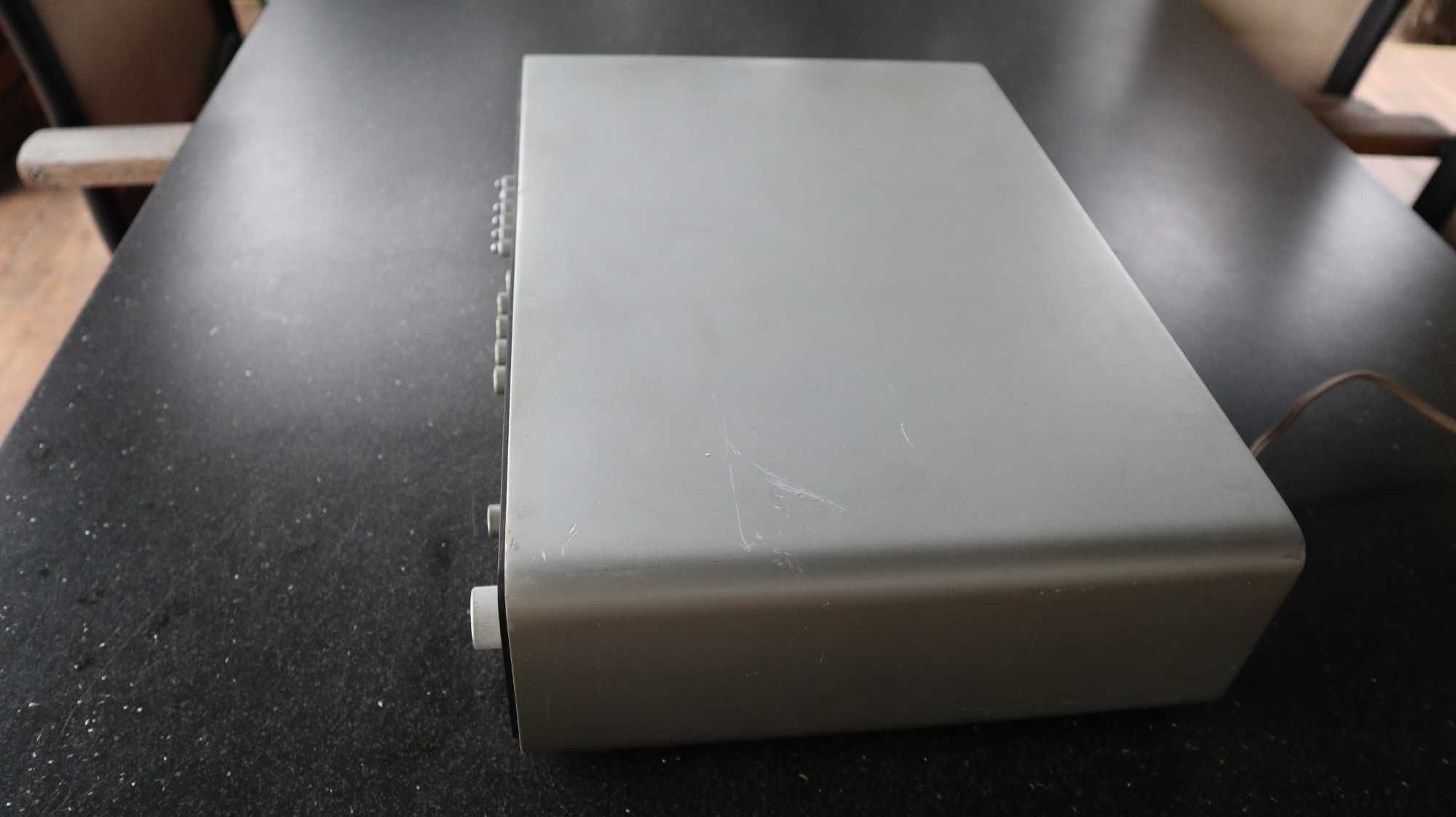 Tuner Saba TS 100