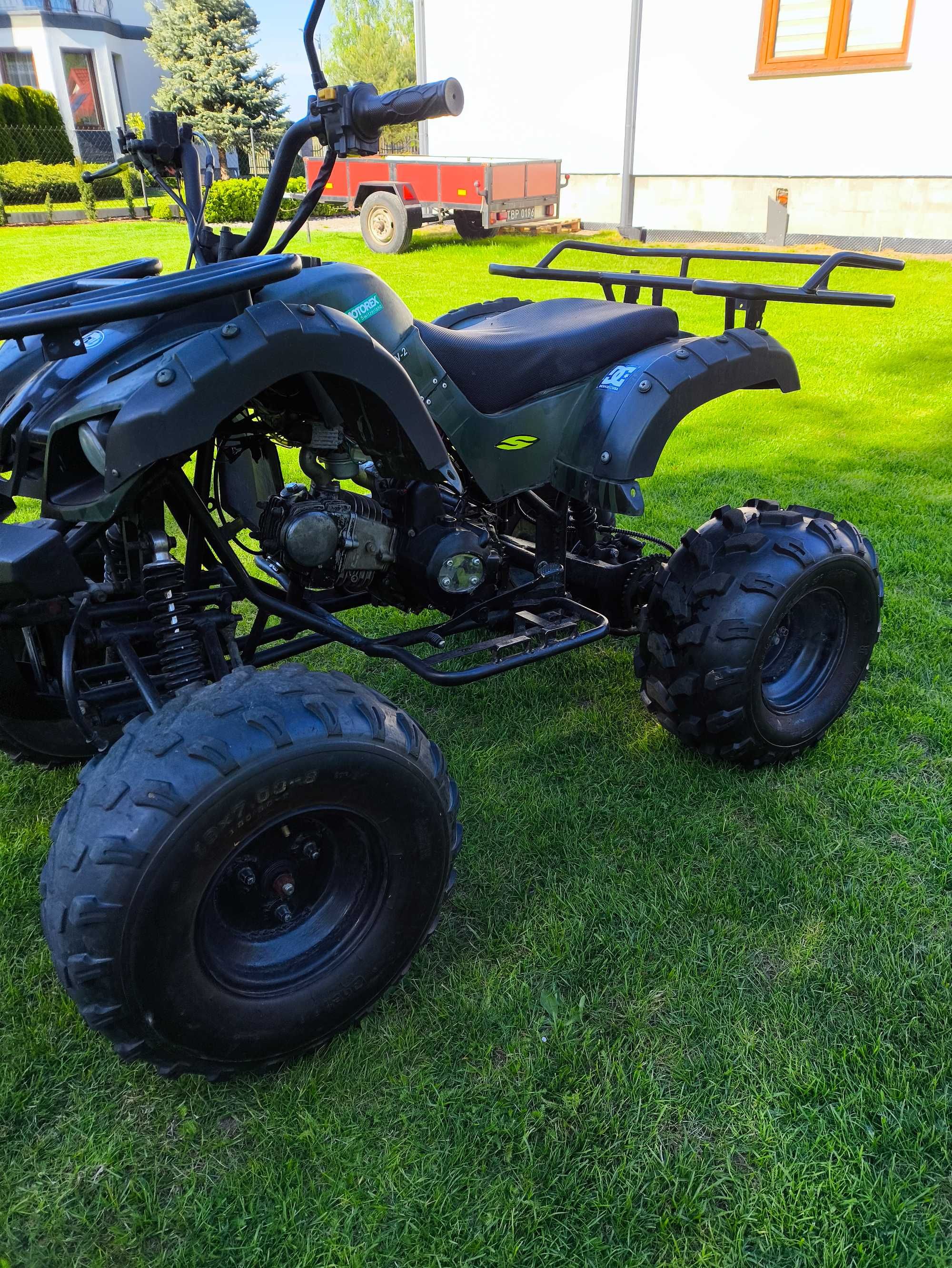 Quad hummer 125 3+1 uszkodzony