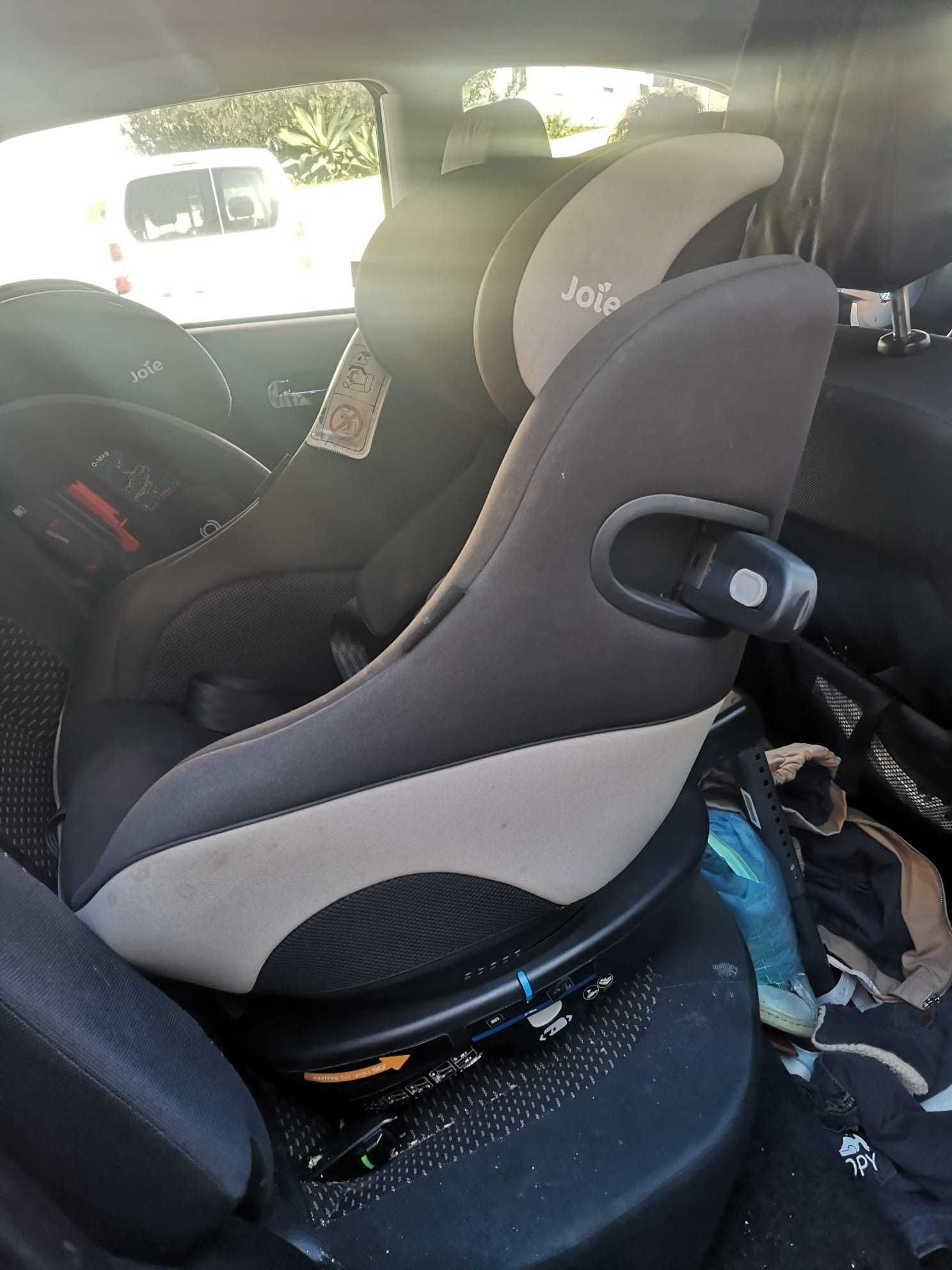 Cadeira joie giratória com isofix para automóvel