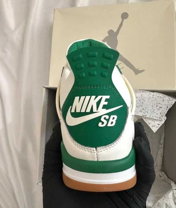 " koszykówki " Jordan_4_Retro_Pine_Green_Roz.40