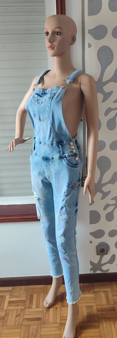 Macacão ganga, push-up - Novo

- Tamanho: Talha 16 (XL)

Os portes são