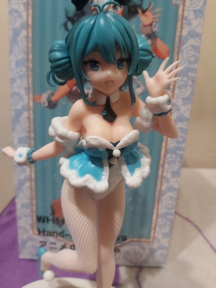 Figurka Hatsune Miku Bunny króliczek 28cm