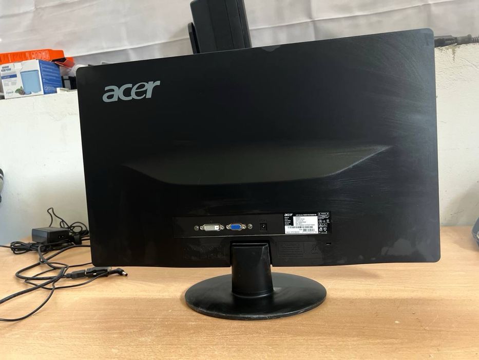 Монітор Acer / 23” / Full HD / TN