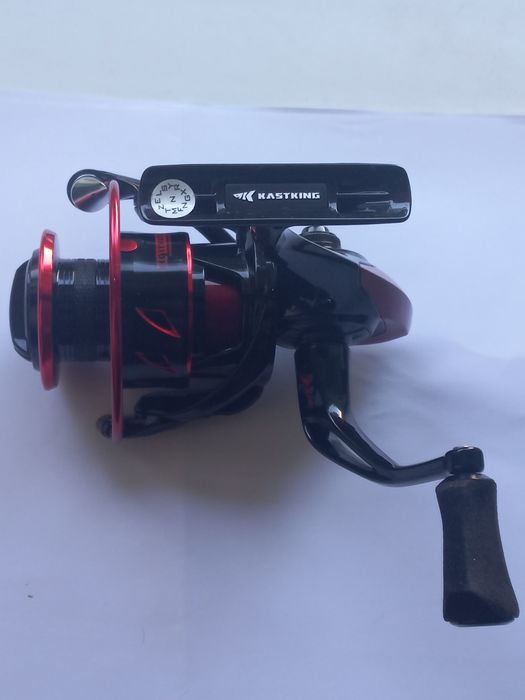 Продам катушку ,,KASTKING,,HARKY,,3
