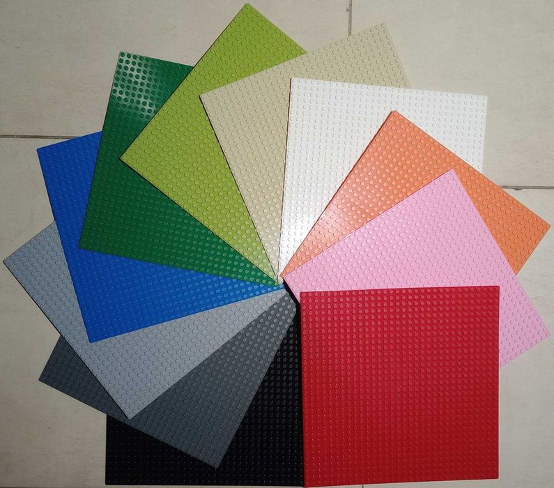 Płytki bazowe kompatybilne z LEGO 25,6 x 25,6 [cm], 32 x 32 piny