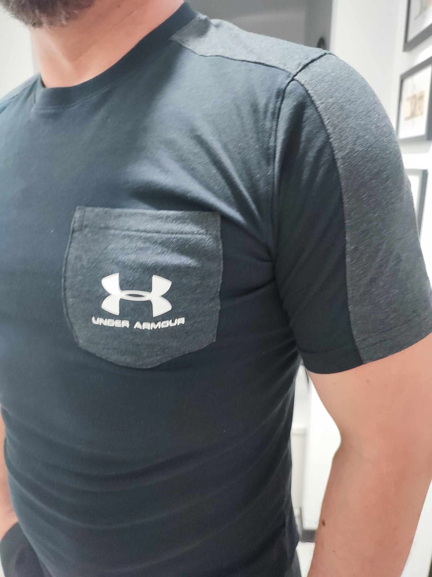 Koszulka Under Armour S/M nowa