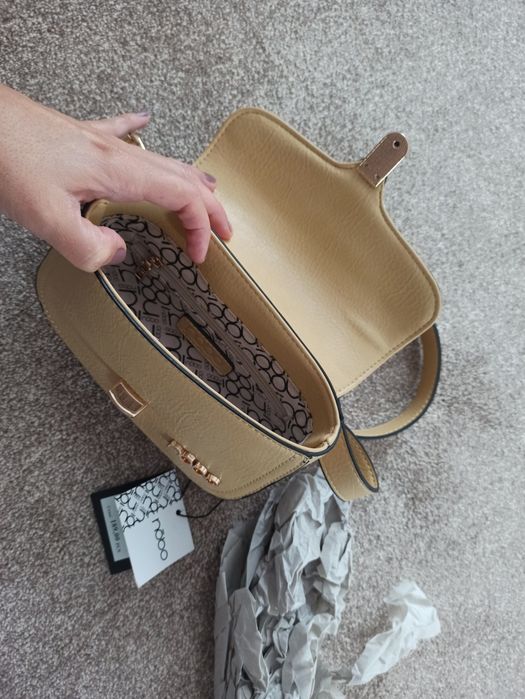 Torebka nerka listonoszko NOBO Nowa