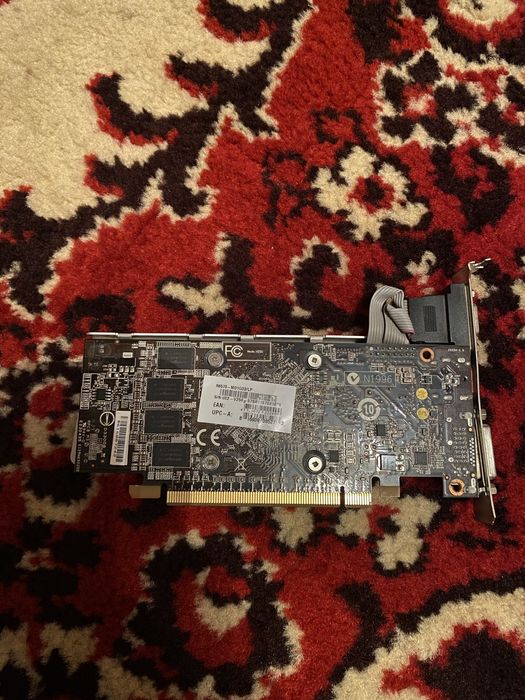 Продам Відеокарта MSI AMD Radeon HD6570 1GB LP