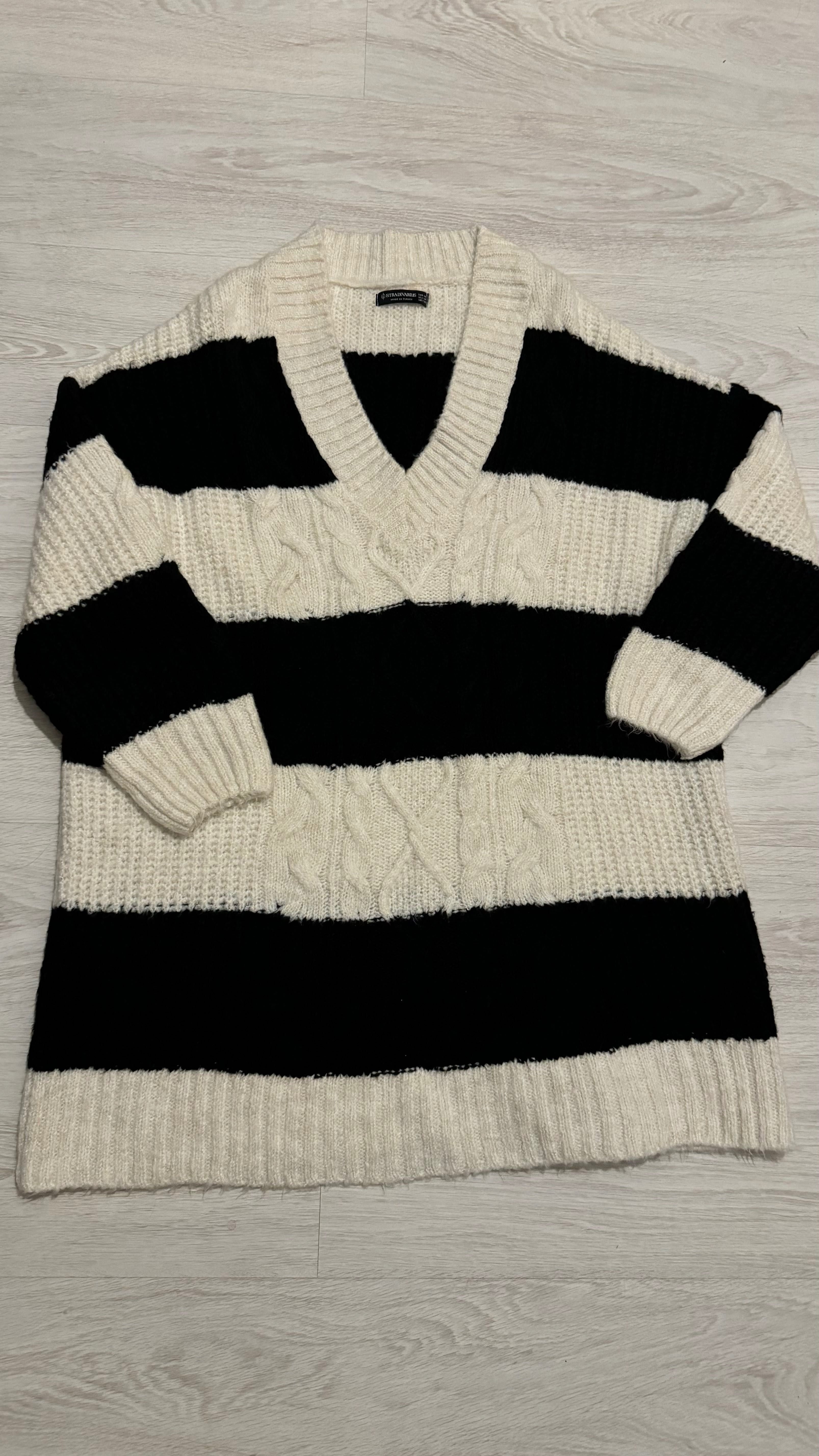 Sweter oversize w paski stradivarius