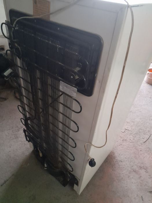 Продам холодильник