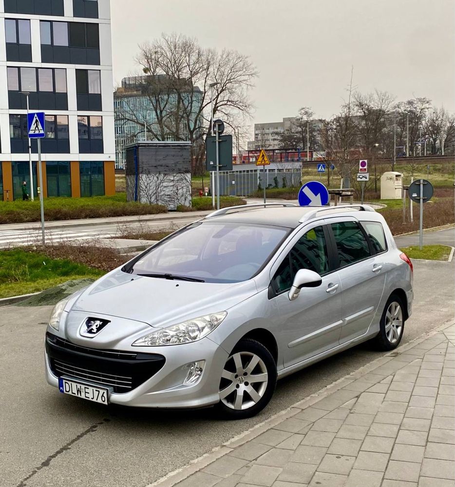 Peugeot 308 SW | Automat | Panorama | Klima | 2008 rok