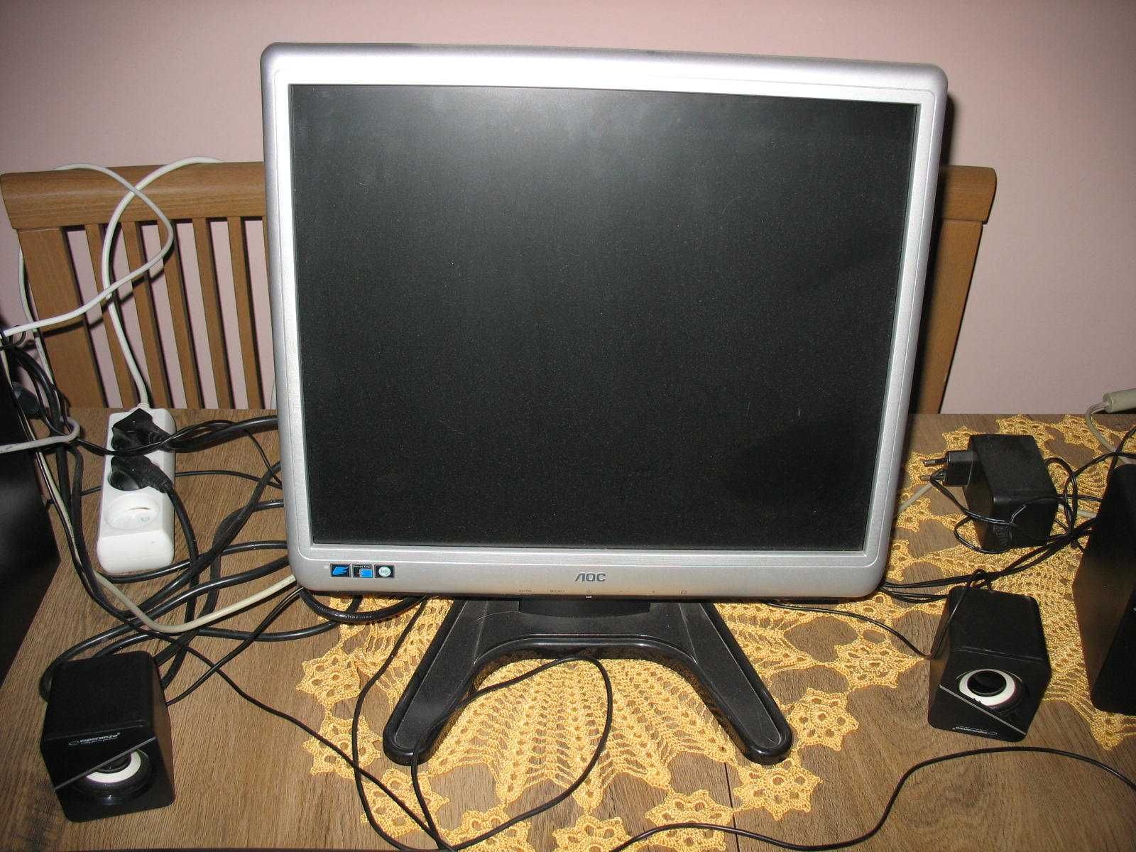 Sprzedam Komputer stacjonarny PC Asus Vento A8 -  z wyposażeniem