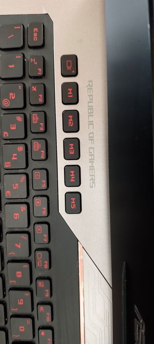 ASUS ROG 19 " 32 Gb RAM