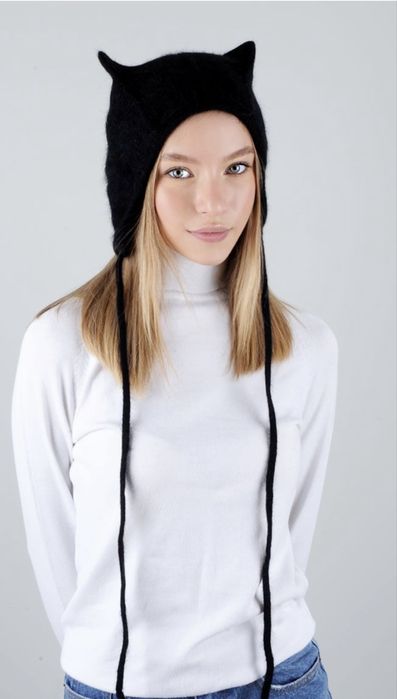 Шапка з вушками