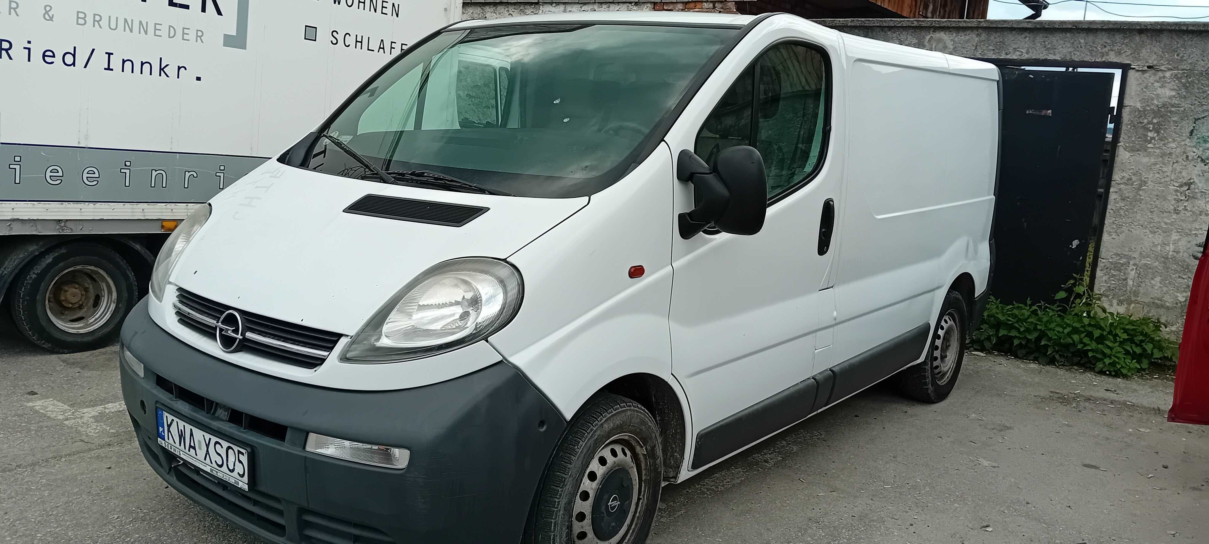 Opel Vivaro 1,9      .