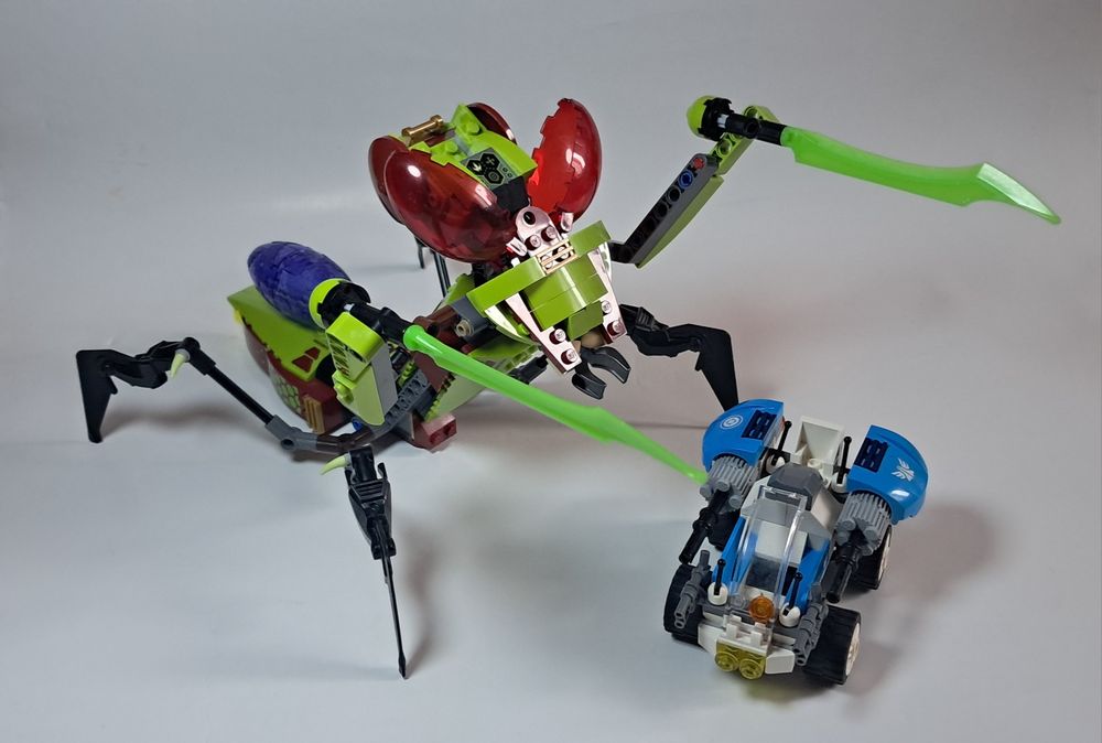 Lego Star Slicer 70703
Item No: 70703