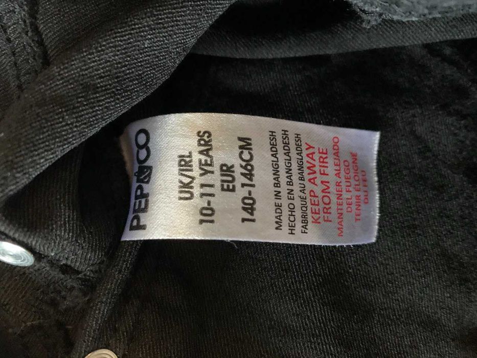 Черные джинсы легинсы для девочки 10-11 лет.