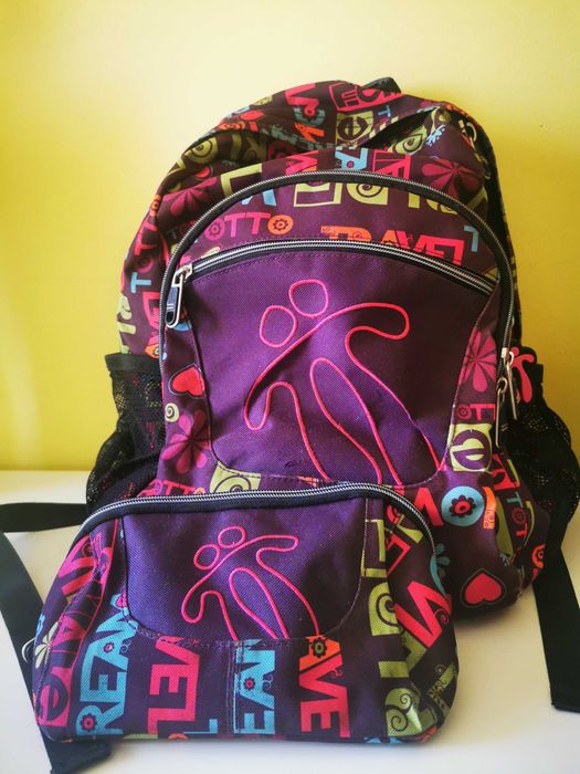 Mochila da TOTTO + Estojo
