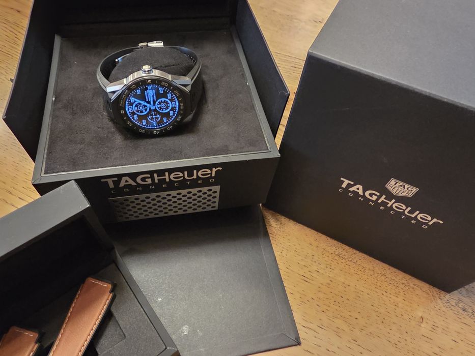 TAG HEUER Connected
