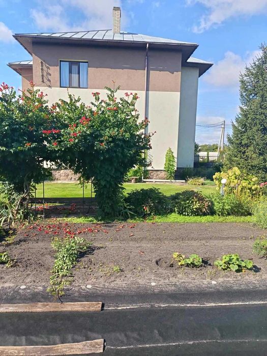 Новосілки, стильний комфортний будинок 129 кв м з ділянкою 16 соток