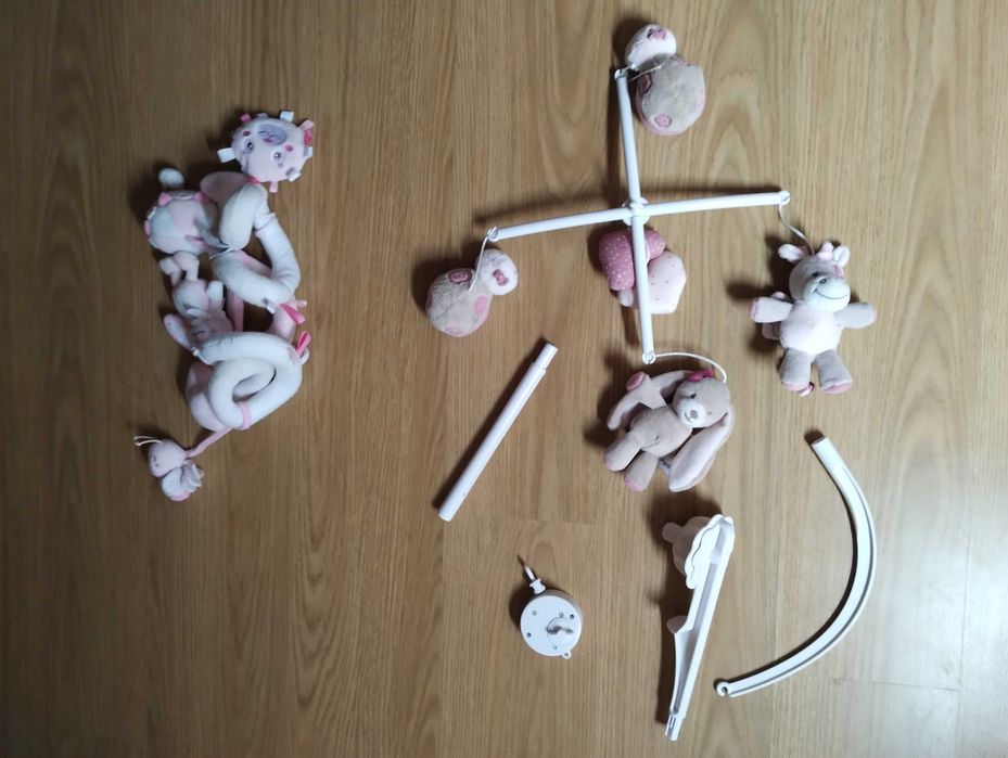 Mobile Natoou + Nattou Espiral + Chicco GoodNight Moon Rosa (lote 30€)