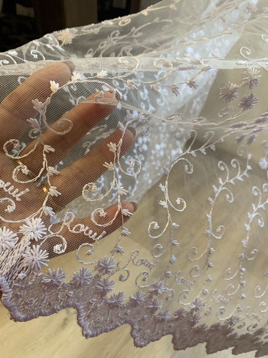 Продам тюль в хорошому стані