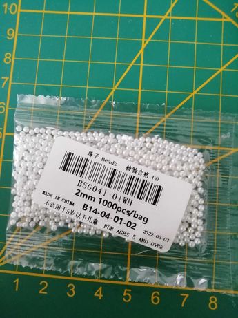Białe perły perełki 2mm 1000 sztuk do rękodzieła