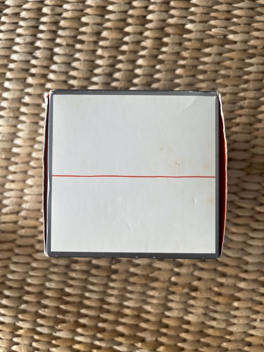 Frasco vazio de perfume Hugo Boss White Edition