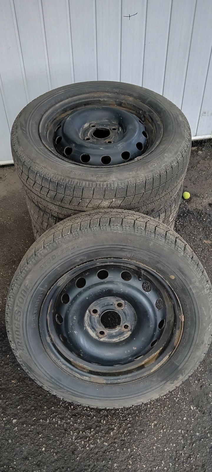 Шины Bridgestone 185/60/14
