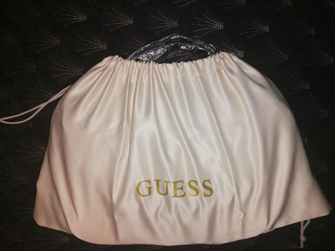 Сумка жіноча GUESS