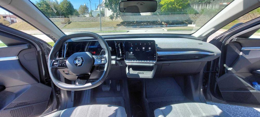 Renault Megane E-Tech EV60 (64kwh)