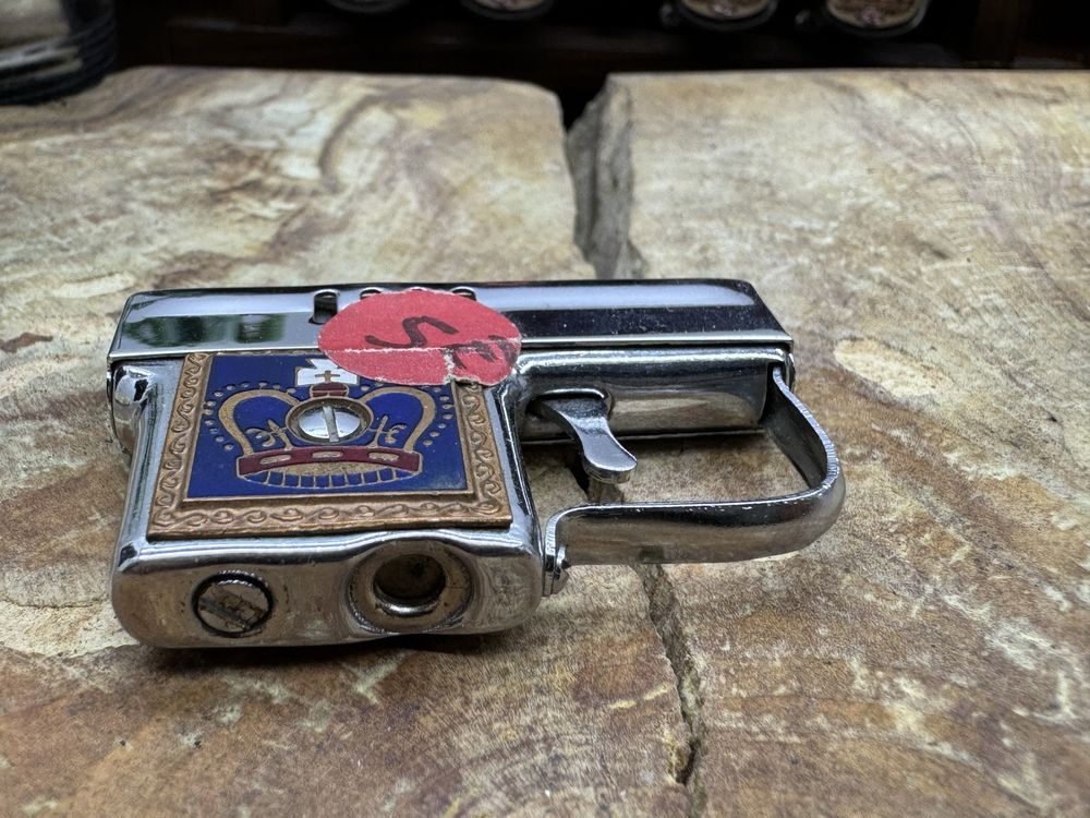 Stara piękna zapalniczka pistolet Corona
