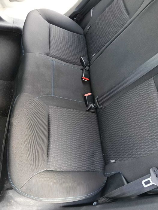 Carro para venda em muito bom estado